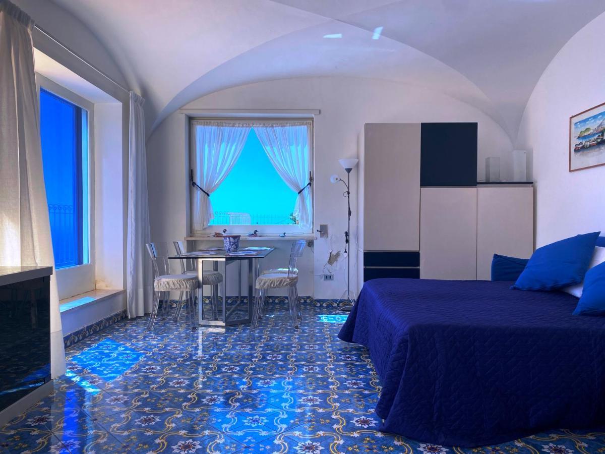 Regina Di Capri - Suite Vista Faraglioni Eksteriør billede